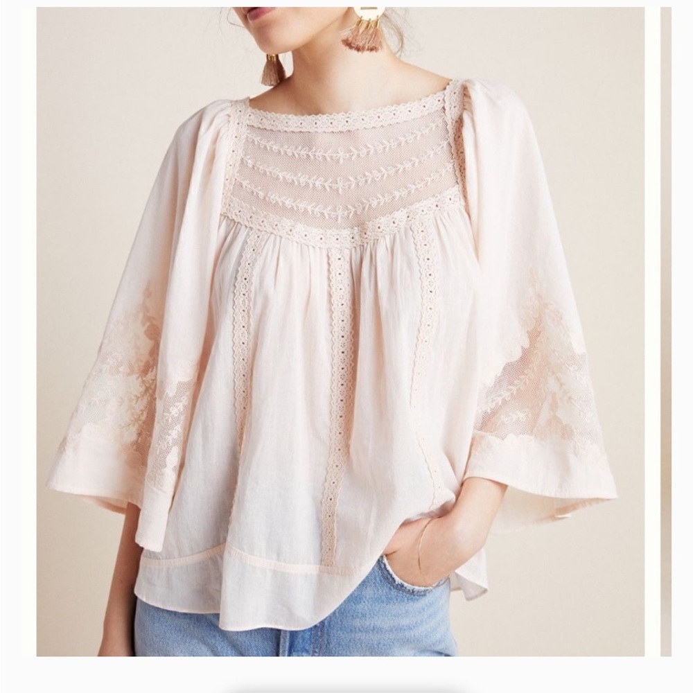 EUC Anthropologie Valentia peasant blouse.
Size 6. Color is pink blush.